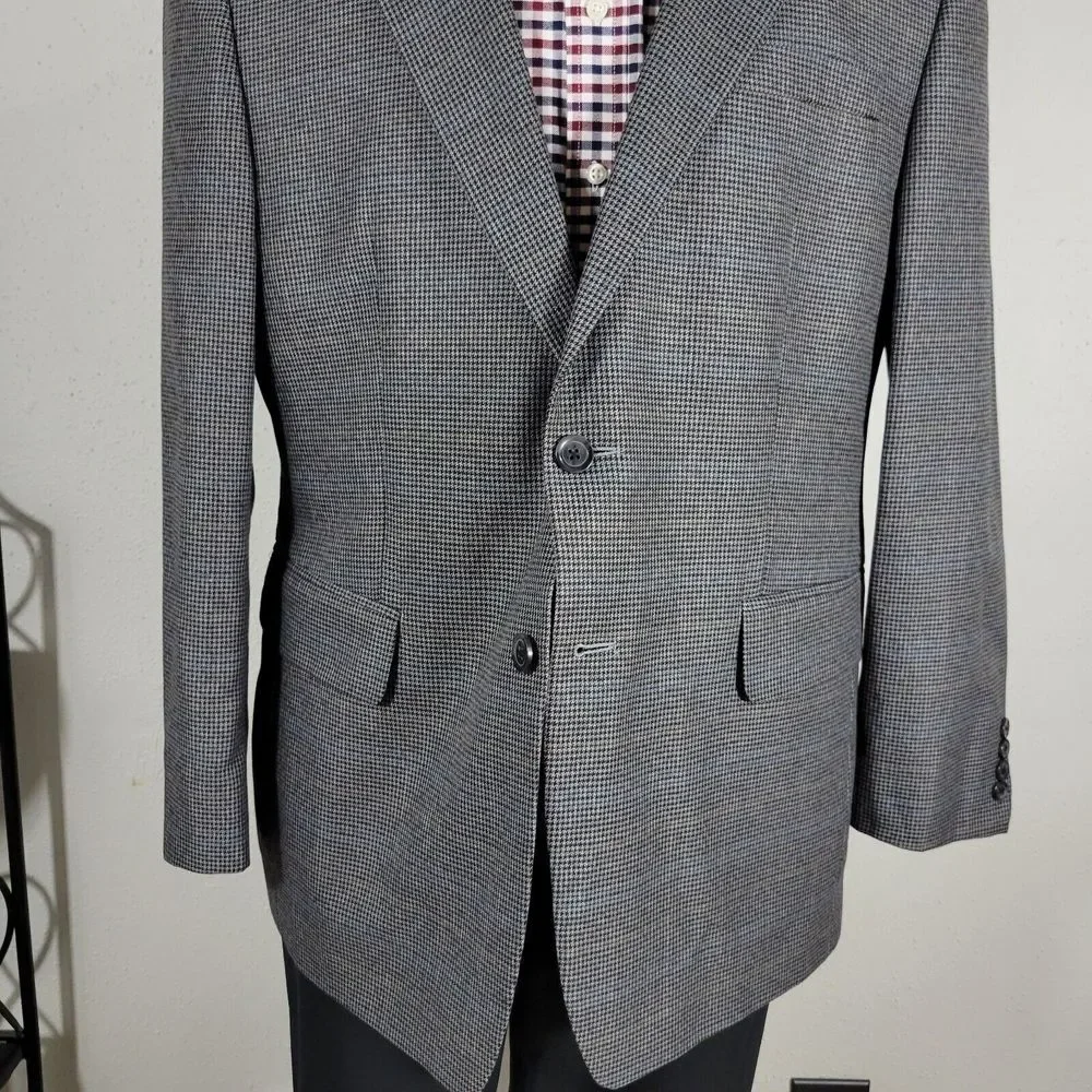 Croft‎ Barrow Men's Sport Coat Blazer Two Button Gray Houndstooth Poly Blend 44R